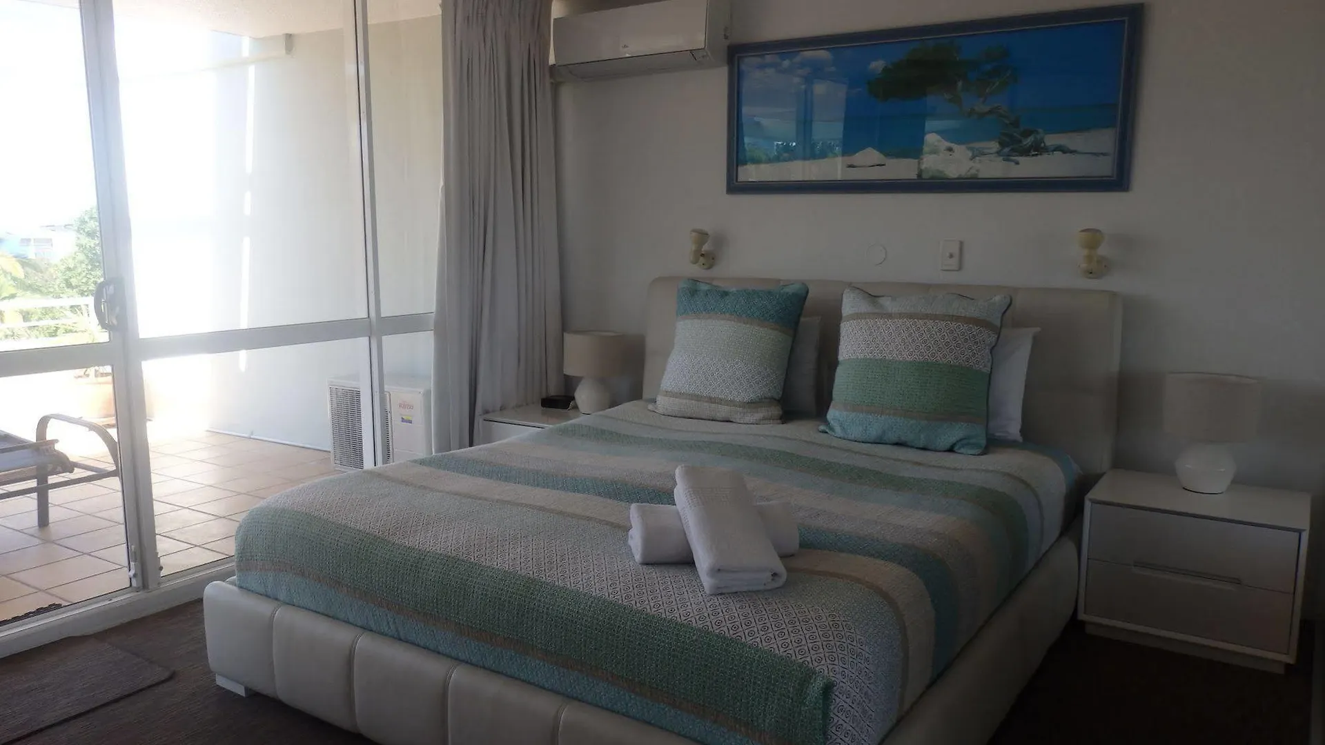 Sundancer Holiday Apartments Sunshine Coast Hotel